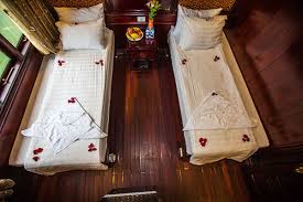 SAIGON - HANOI - HALONG -NINHBINH TOUR 7 DAYS 6 NIGHTS FROM 275 USD/PERSON